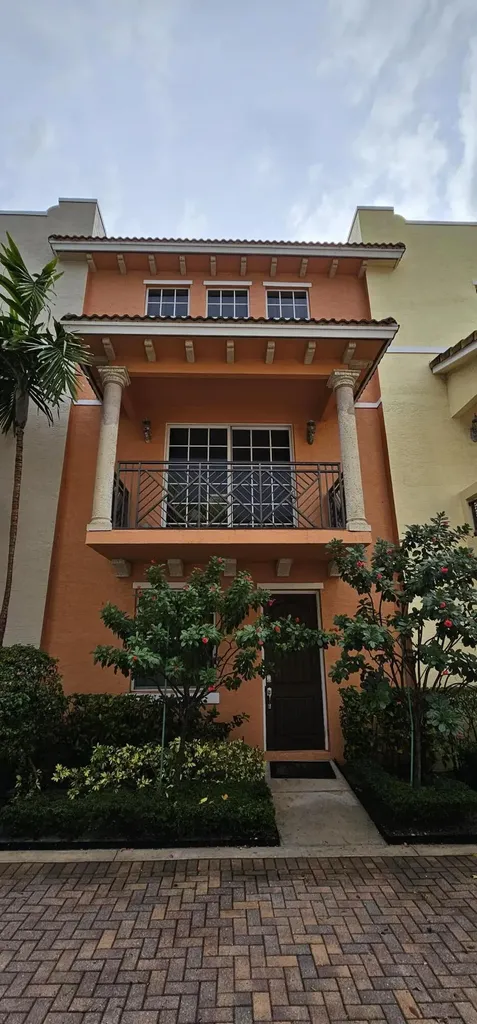 219 N L Street Lake Worth Beach FL 33460