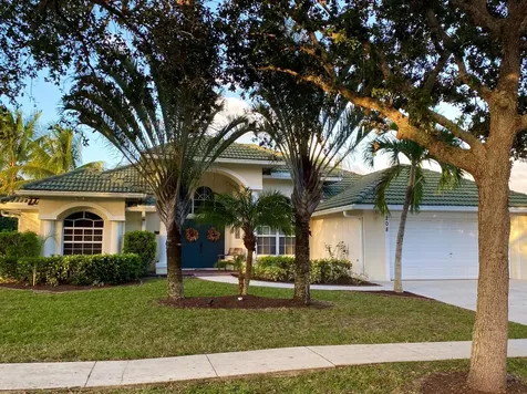 208 Cypress Trace Royal Palm Beach FL 33411