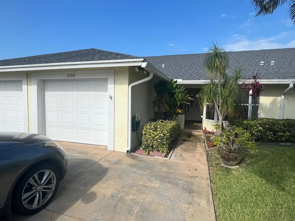 10918 SE Stonehill Lane Hobe Sound FL 33455