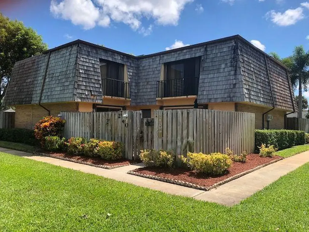 240 Lake Arbor Drive Palm Springs FL 33461