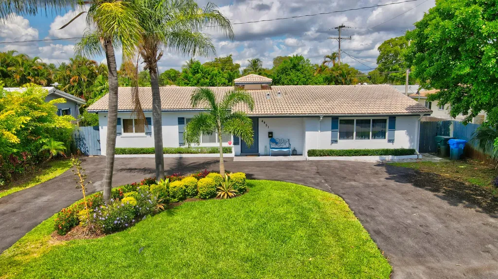4451 NE 16th Terrace Oakland Park FL 33334