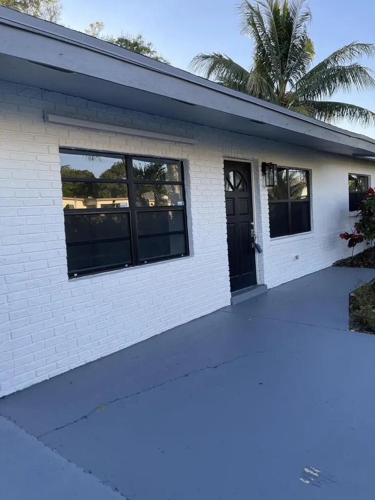 502 SW 5th Avenue Delray Beach FL 33444