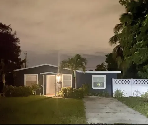 4195 NE Carrol Court Jensen Beach FL 34957