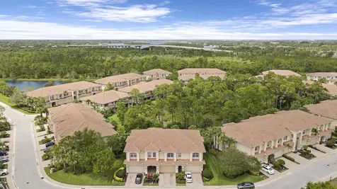 215 SW Walking Path Stuart FL 34997