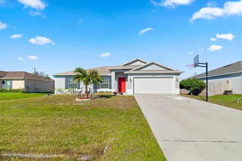 119 SW Grove Avenue Port St Lucie FL 34983