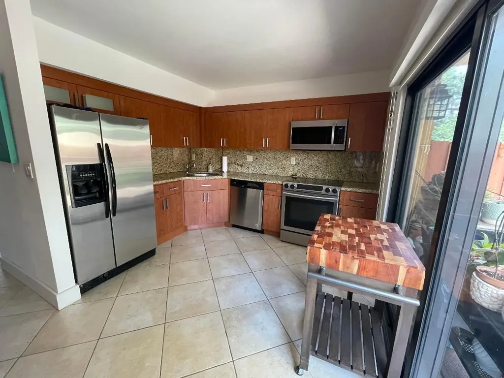10140 SW 77th Court Miami FL 33156