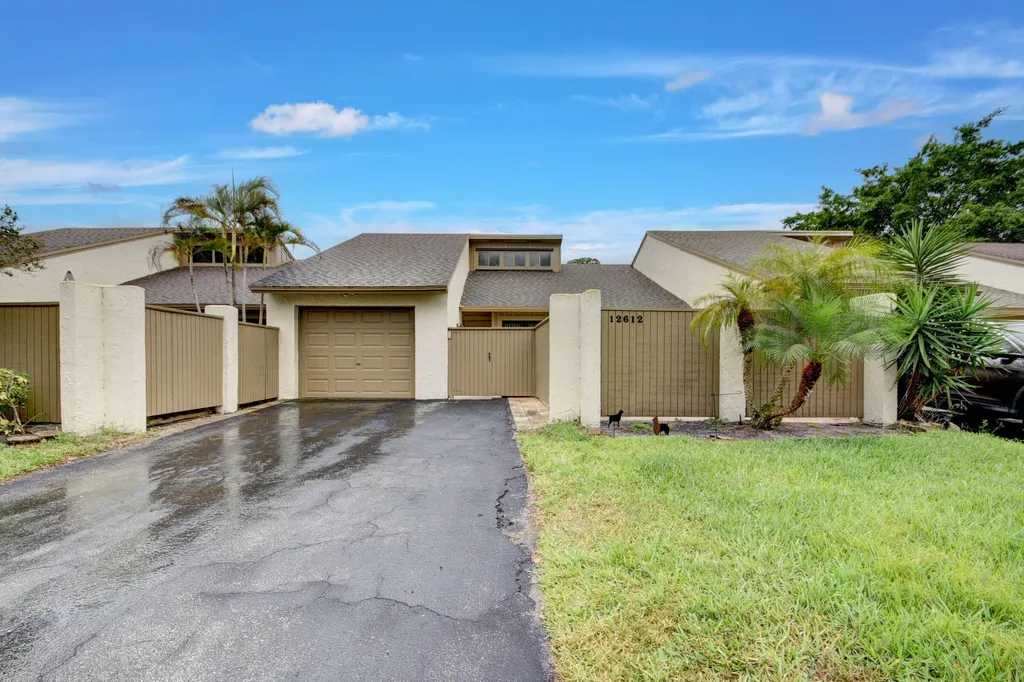 12612 Shady Pines Court Wellington FL 33414