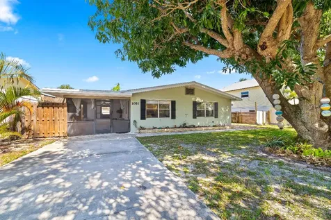 1051 NE Glass Drive Jensen Beach FL 34957