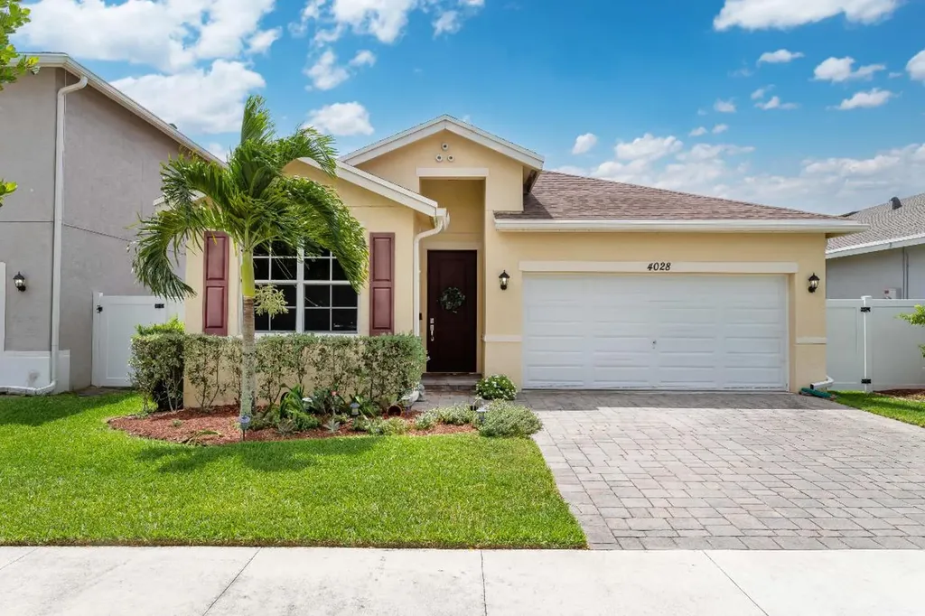 4028 Tomoka Drive Lake Worth FL 33462