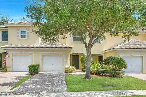 13374 Georgian Court Wellington FL 33414
