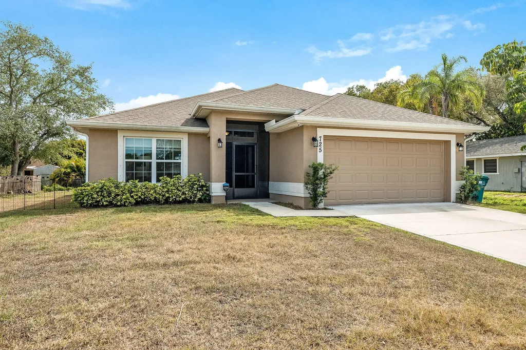 725 Beard Avenue Sebastian FL 32958