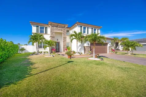 7536 NW Greenspring Street Port St Lucie FL 34987
