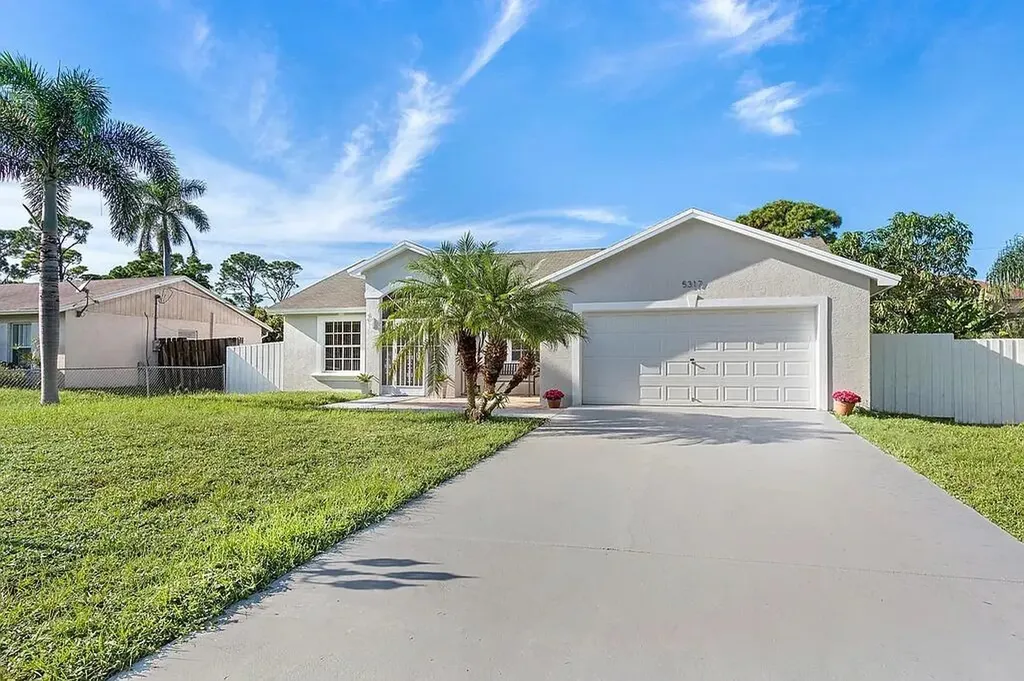 5317 Palm Ridge Boulevard Delray Beach FL 33484