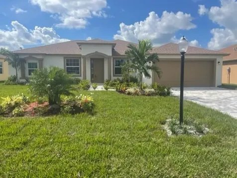 363 SW Nabble Avenue Port St Lucie FL 34953