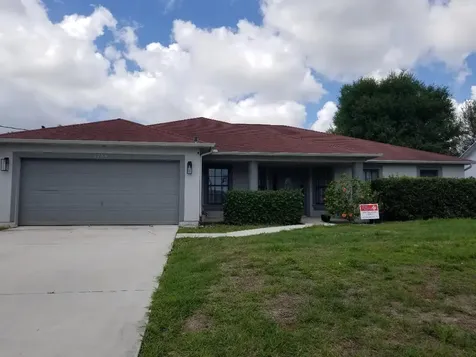1784 SW Monterrey Lane Port St Lucie FL 34953