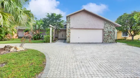 8240 NW 54th Street Lauderhill FL 33351
