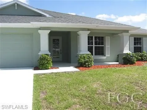 314 Wilmington Parkway Cape Coral FL 33993