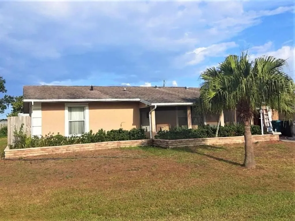 419 NW Avens Street Port St Lucie FL 34983