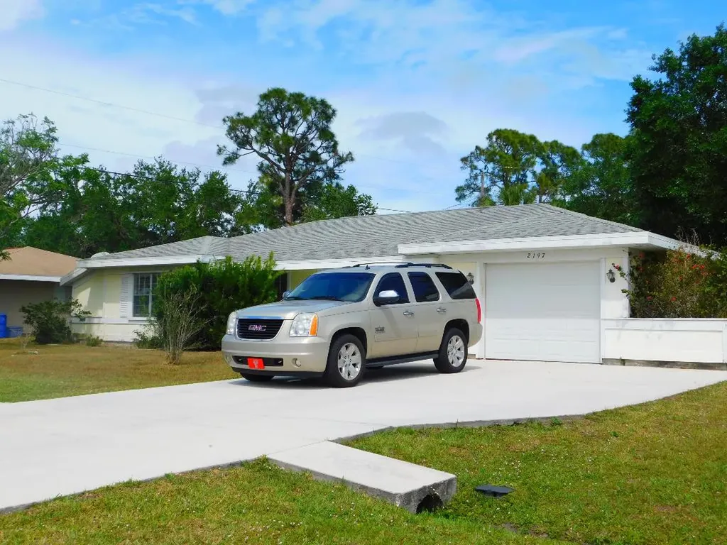 2197 SE Shelter Drive Port St Lucie FL 34952