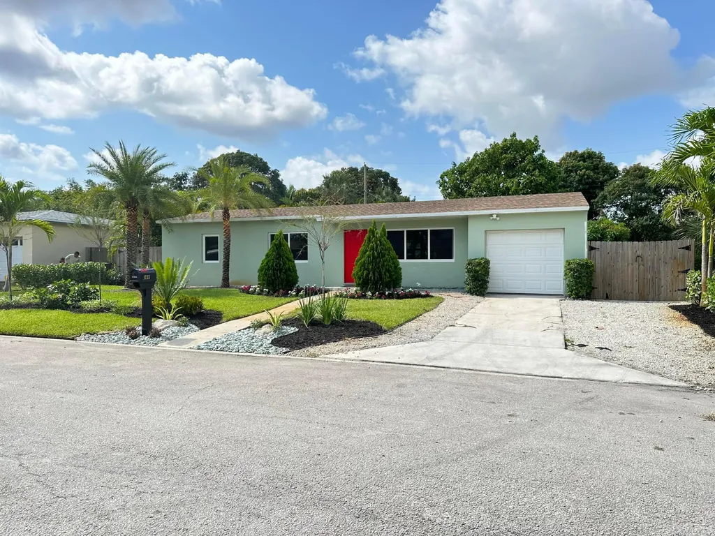 1733 12th Avenue N Lake Worth Beach FL 33460