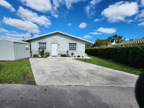 1536 Grant Street Hollywood FL 33020