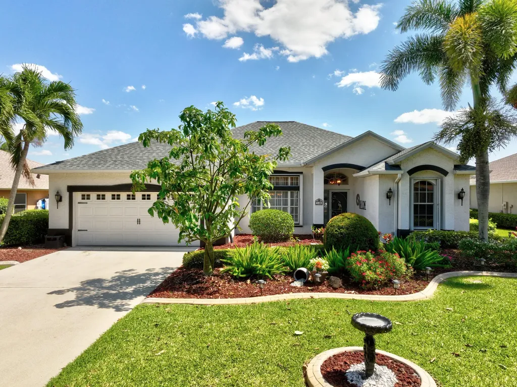 145 SW Fernleaf Trail Port St Lucie FL 34953