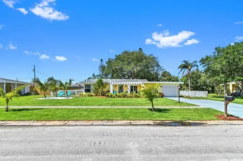 1374 SE San Souci Lane Port St Lucie FL 34952