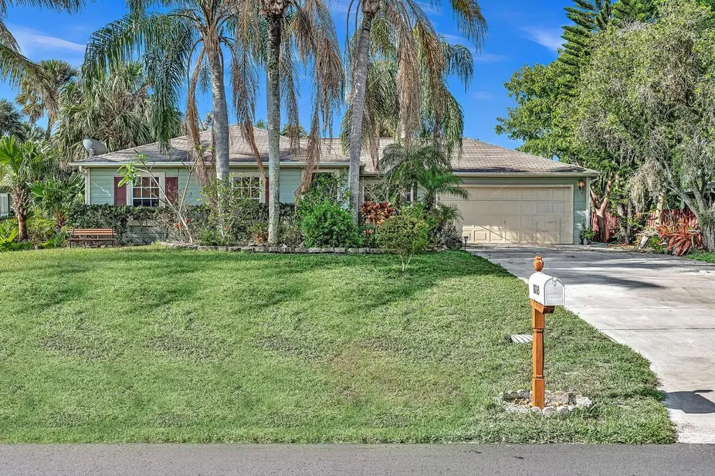 1018 SW Abingdon Avenue Port St Lucie FL 34953