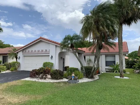 5689 Lakeview Mews Drive Boynton Beach FL 33437