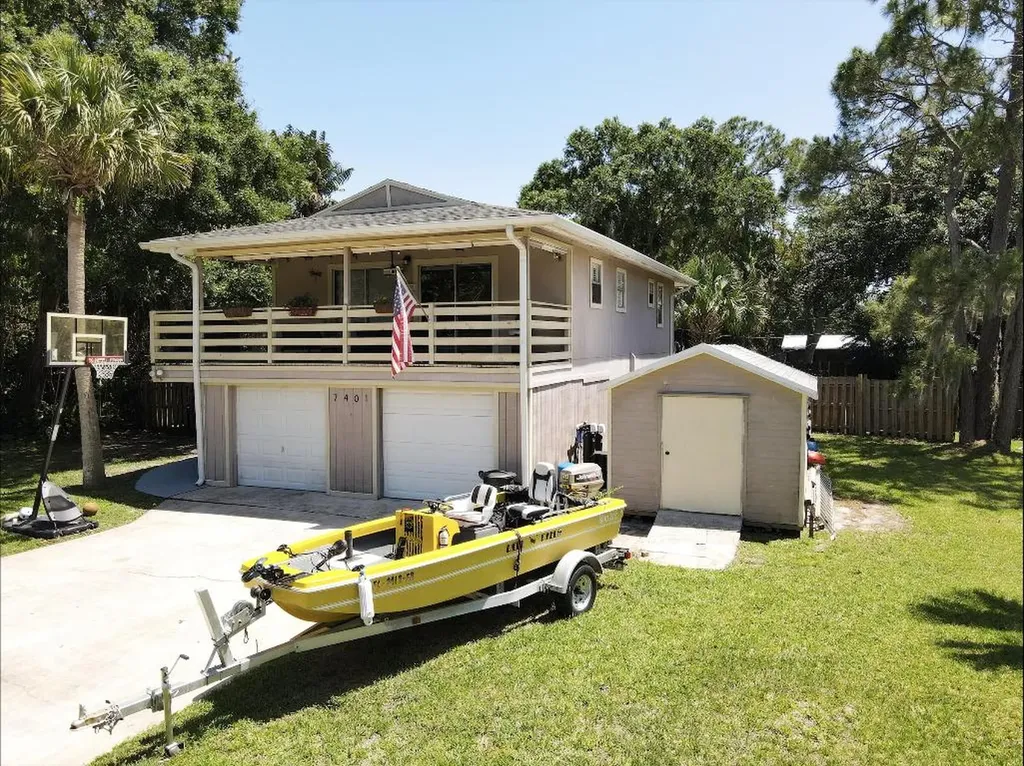 7401 Salerno Road Fort Pierce FL 34951
