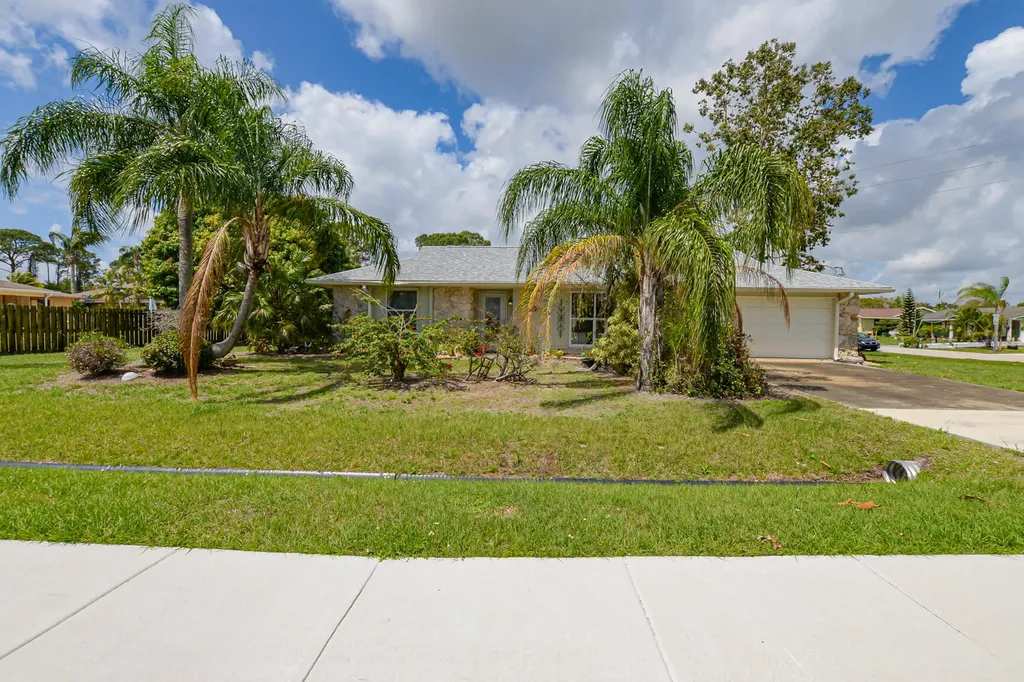 1300 SE Sandia Drive Port St Lucie FL 34983
