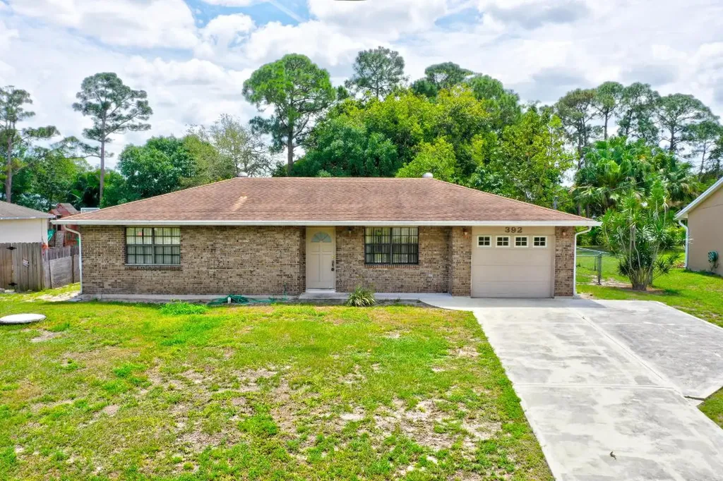 392 SE Majestic Terrace Port St Lucie FL 34983