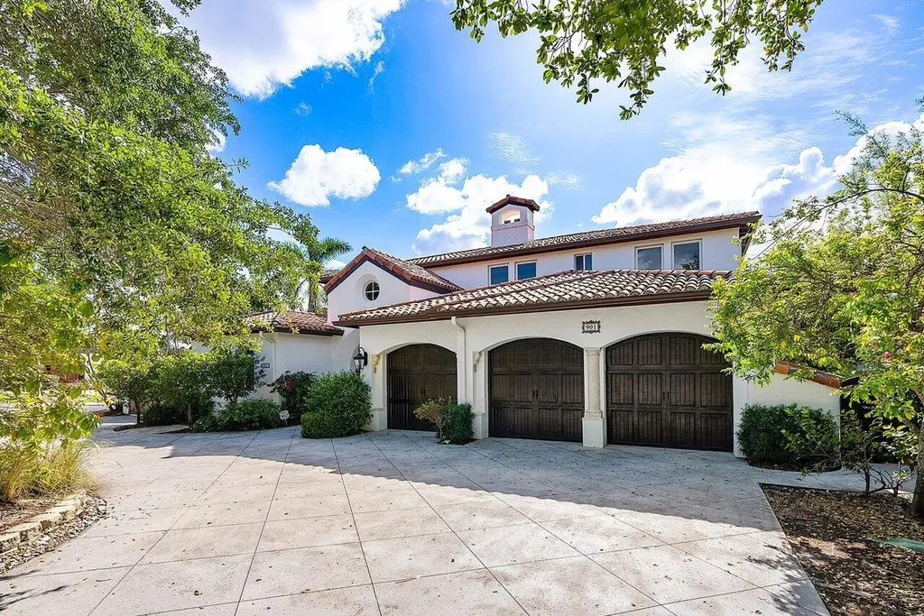901 NW 4th Court Boca Raton FL 33432