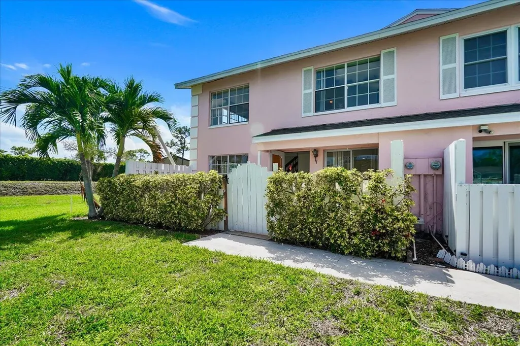 218 Foxtail Drive Greenacres FL 33415