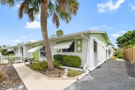411 SE Robalo Court Stuart FL 34996