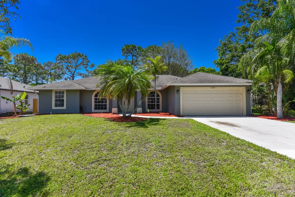 1618 SW Davis Street Port St Lucie FL 34953