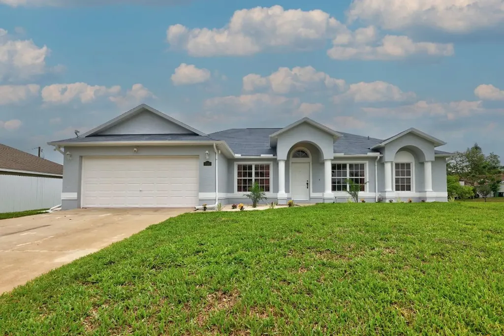 1001 SW Bay State Road Port St Lucie FL 34953