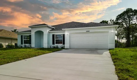 5926 NW Batchelor Terrace Port St Lucie FL 34986