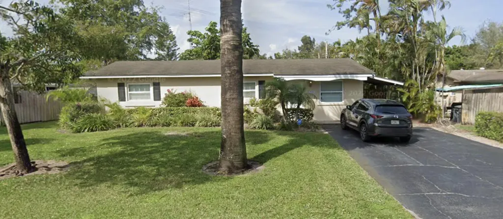 5201 Van Buren Road Delray Beach FL 33484
