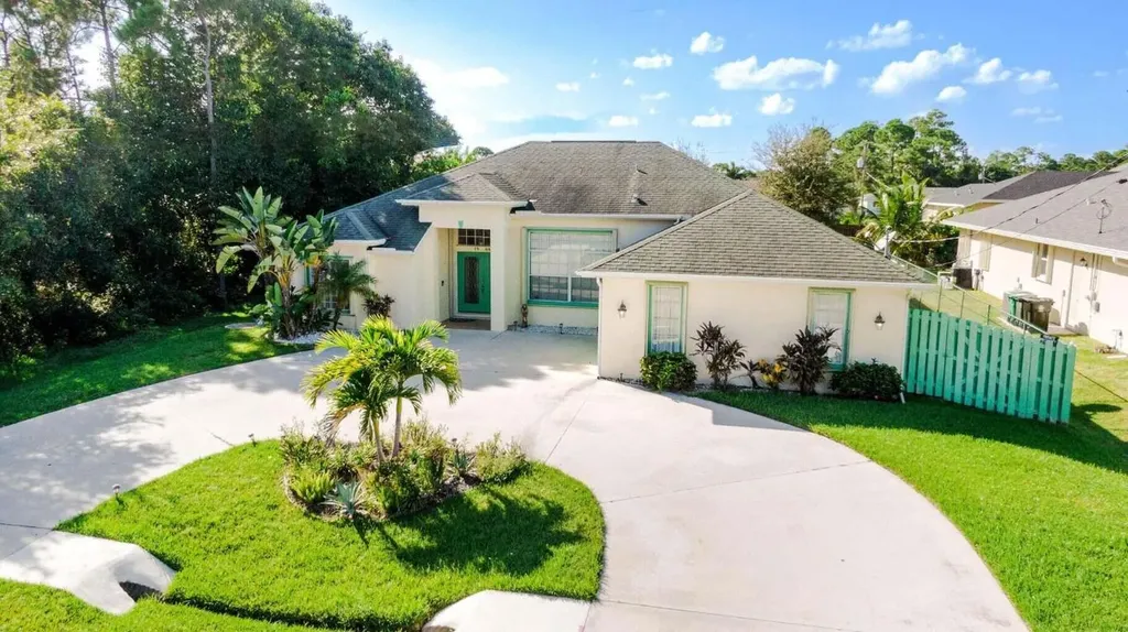 1966 SW Gourmet Street Port St Lucie FL 34953