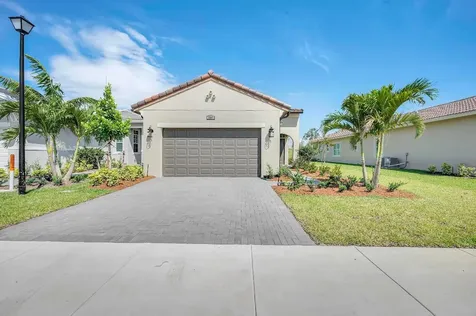9207 SW Pepoli Way Port St Lucie FL 34987