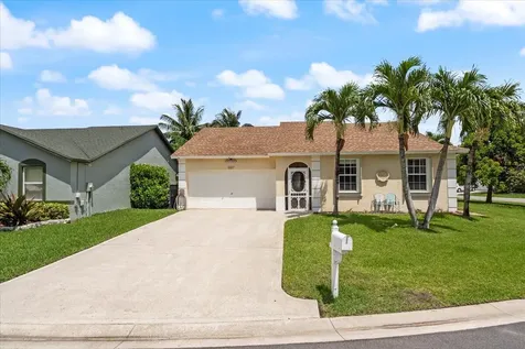 1067 Salmon Isle Greenacres FL 33413