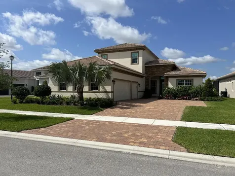 9056 SW Pepoli Way Port St Lucie FL 34987