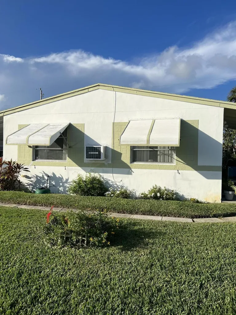 1110 W 2nd Street Riviera Beach FL 33404