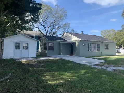 701 Atlantic Avenue Fort Pierce FL 34950