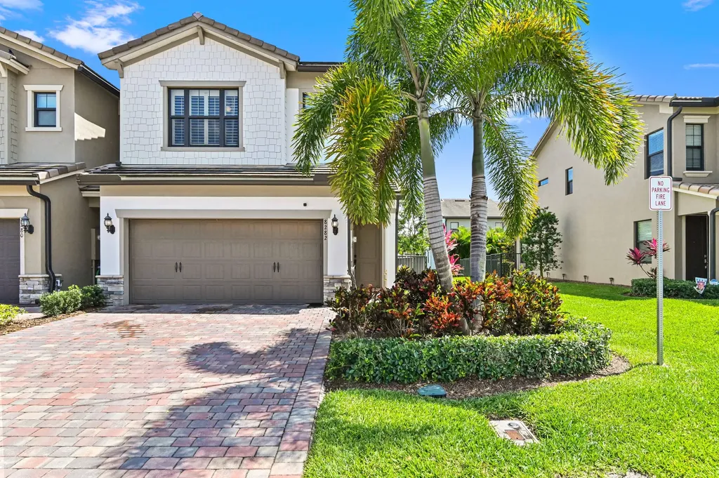 8282 Cadre Noir Road Lake Worth FL 33467