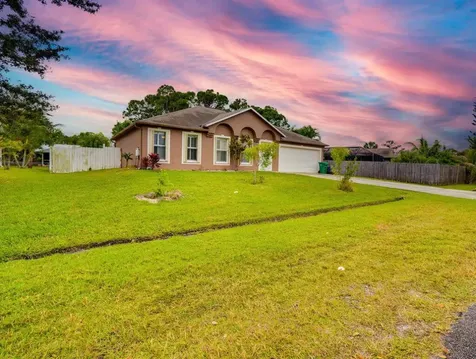 708 SE Lansdowne Avenue Port St Lucie FL 34983