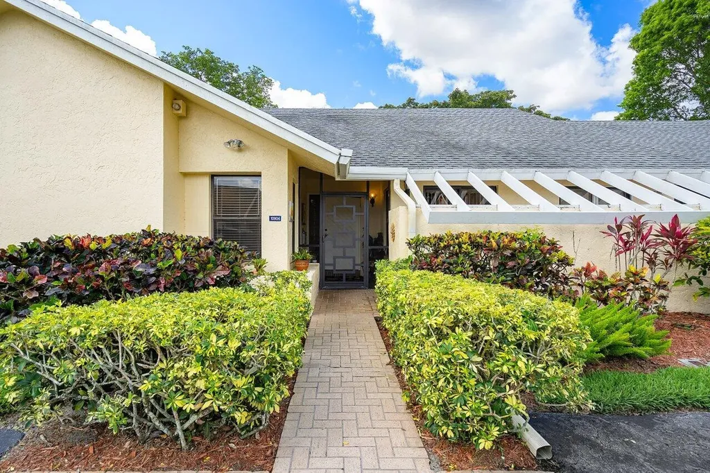 10904 Waterberry Court Boca Raton FL 33498