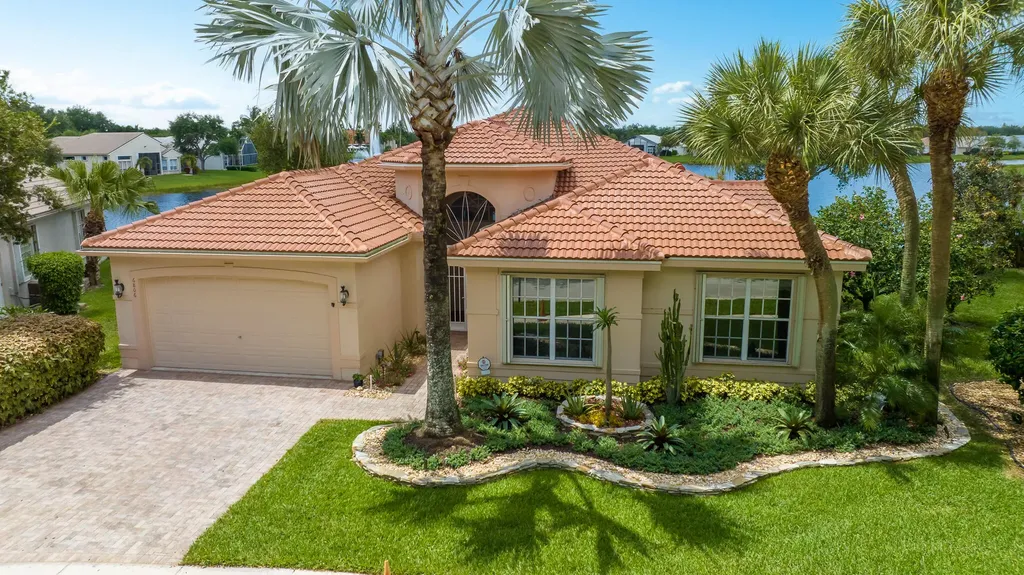 6806 Fiji Circle Boynton Beach FL 33437