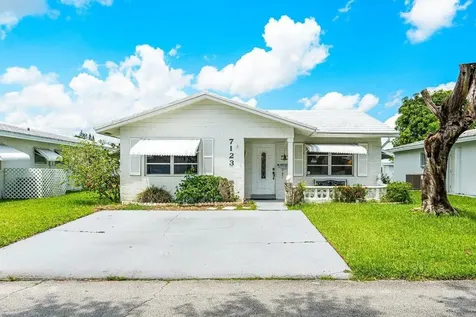 7123 NW 73rd Street Tamarac FL 33321